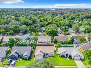 1509 Ridge Shore Dr, Tarpon Springs, FL 34689