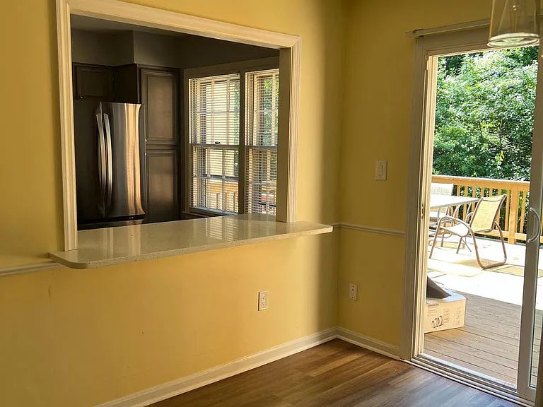2915 Mozart Dr — Photo 4