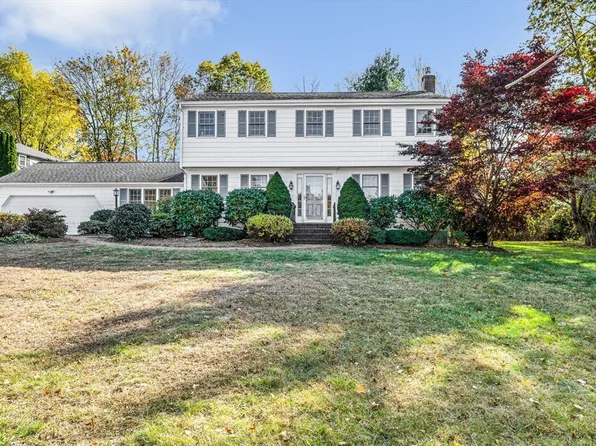 37 Berkeley Dr, Chelmsford, MA 01824