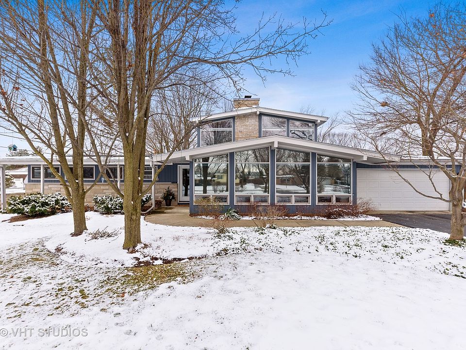 1st image of 852 N Martin Dr