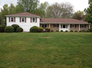 38 Victoria Dr, Basking Ridge, NJ 07920