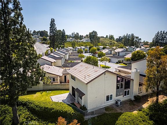 3rd image of 5554 E Vista Del Rio