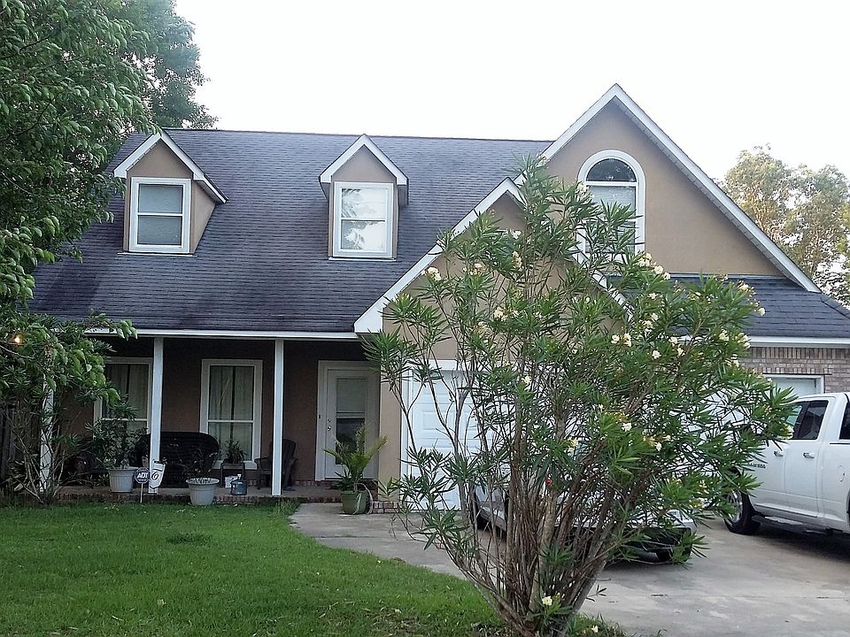 1st image of 8205 Longwood Dr