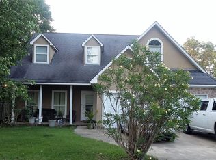 8205 Longwood Dr, Gautier, MS 39553