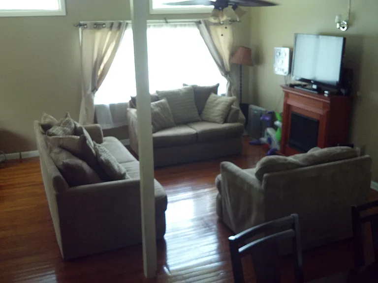 14 Roosevelt Ave — Photo 16
