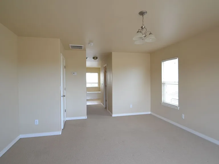 5079 Farris Creek Ct — Photo 29