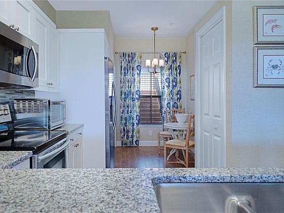5th image of 220 Vintage Cir APT 404