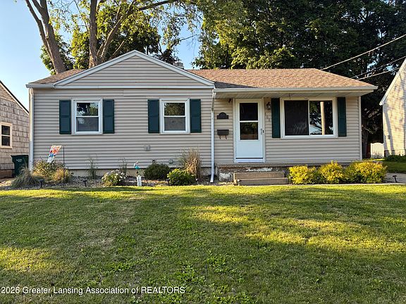 3rd image of 408 W Willard Ave