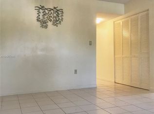 1230 NE 121st St, Biscayne Park, FL 33161
