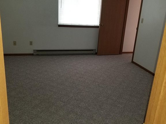 3rd image of 2660 W 38th St APT 1C
