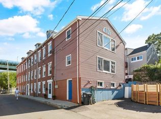 38 Pine St, Chelsea, MA 02150