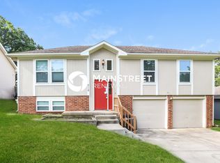 219 E Pacific Dr, Belton, MO 64012