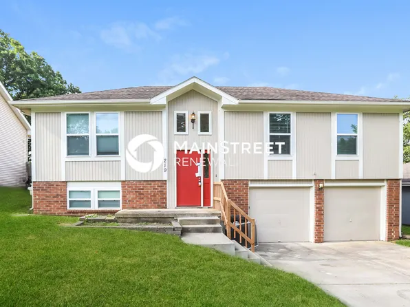 219 E Pacific Dr, Belton, MO 64012