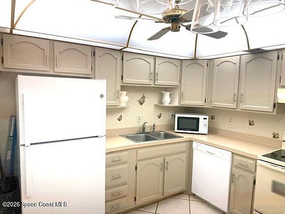 4th image of 2700 N Highway A1a APT 5-202