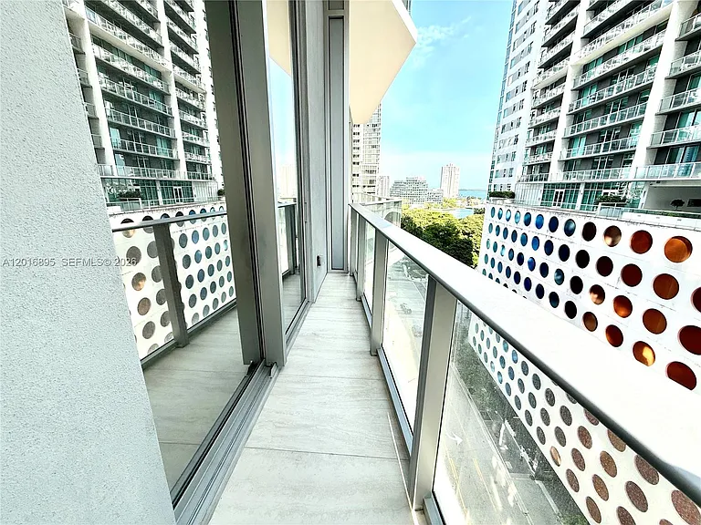 77 SE 5th St #1213 — Photo 11