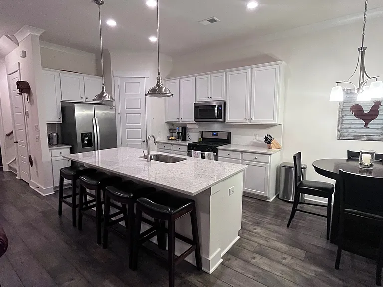 1652 Indy Dr — Photo 8