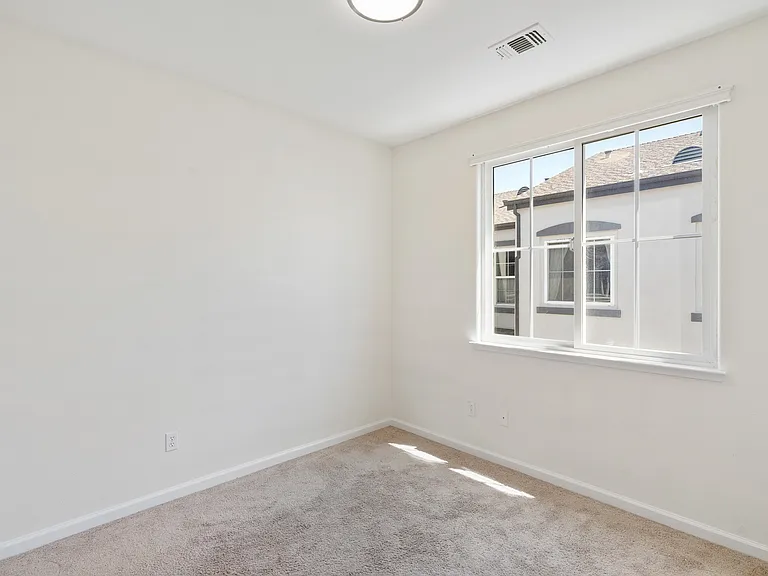 7981 Bellina St — Photo 31