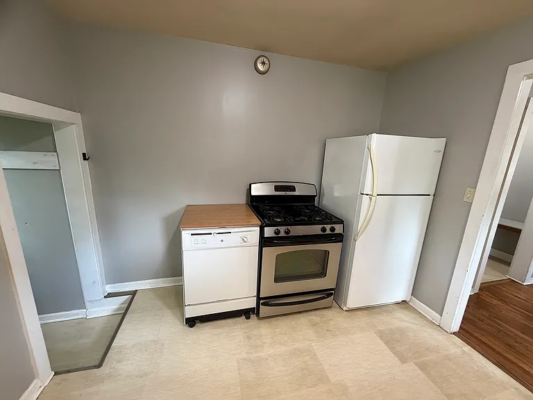 6308 Bedford St — Photo 14