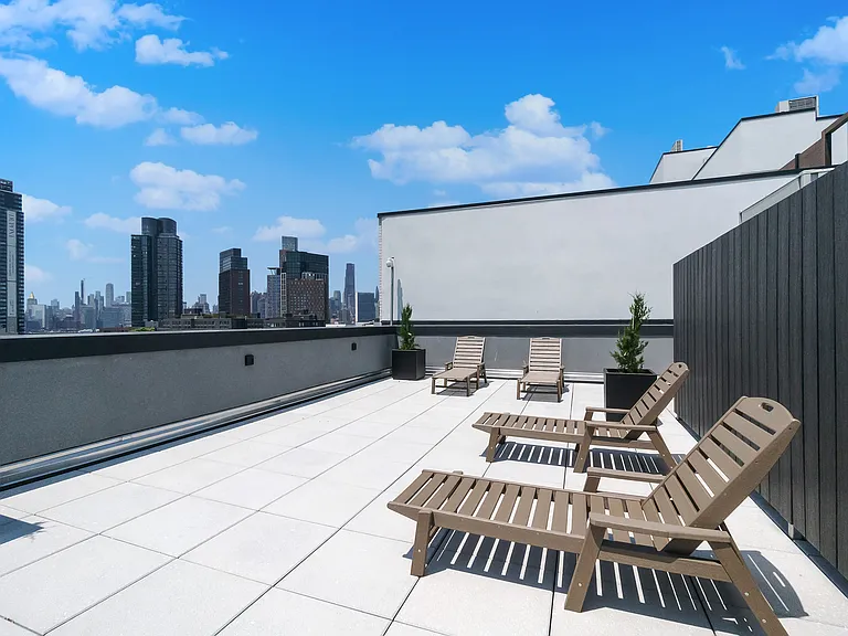 1024 Manhattan Ave #Penthouse 701 — Photo 15