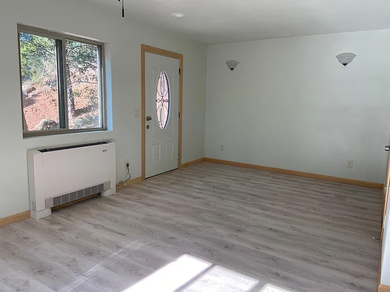 805 E Ponderosa Pkwy #1 — Photo 4