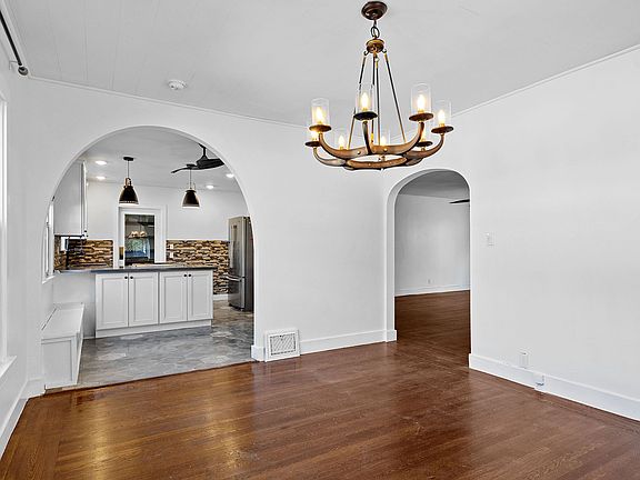 5th image of 2509 San Jose Way