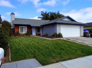 402 Coco Palms Dr, Oceanside, CA 92058