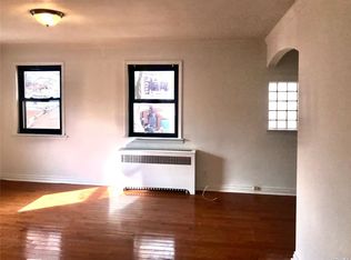 10814 64th Rd, Forest Hills, NY 11375