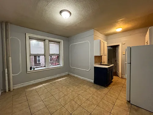 48 Vroom St #103 Photo 1