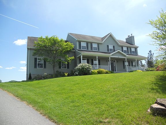 3rd image of 14 Bonnie Ct