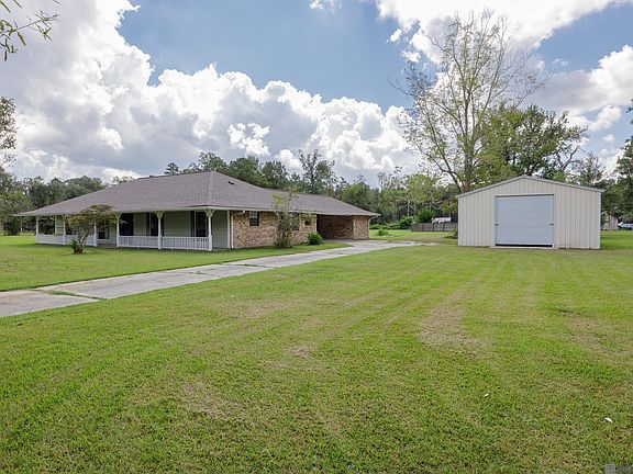 2nd image of 14676 Picou Rd