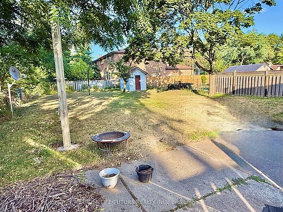 5th image of 5 Weir Cres