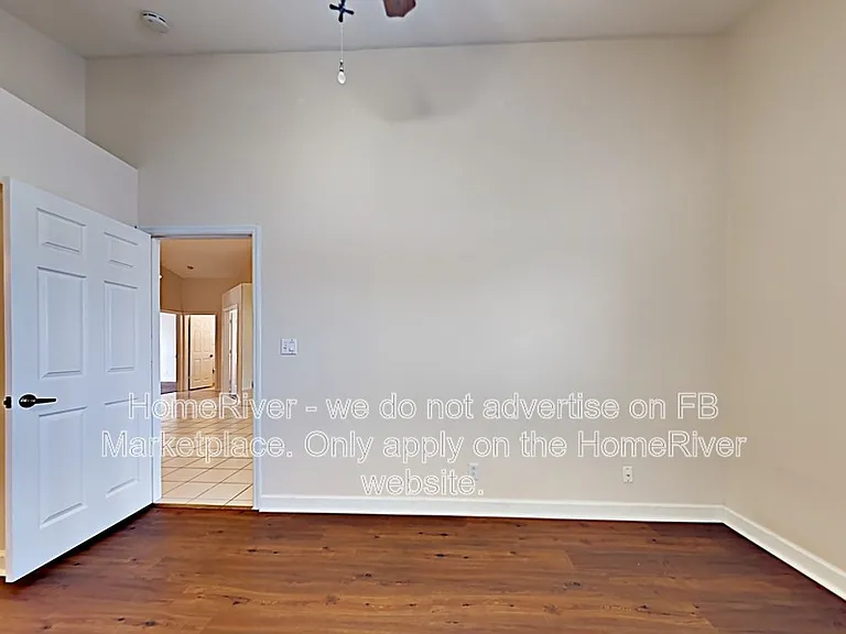 7512 Stirling Bridge Blvd N — Photo 12