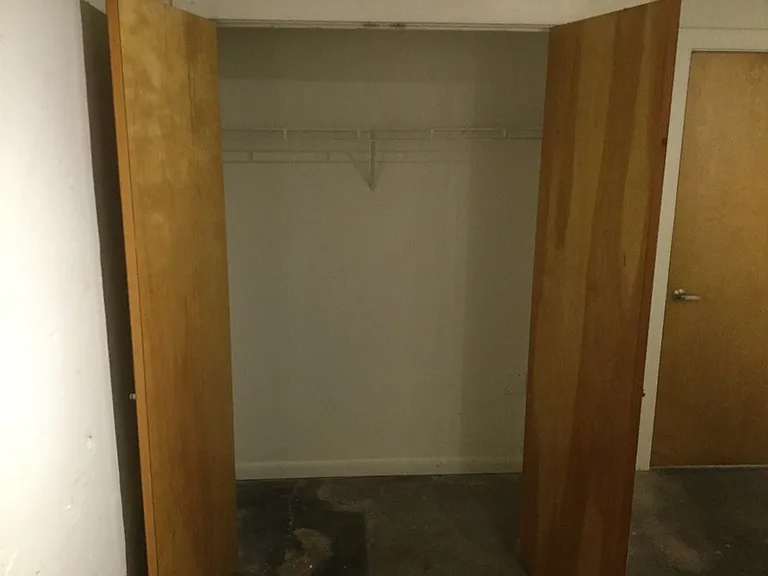 1011 W Marshall St #113 — Photo 8
