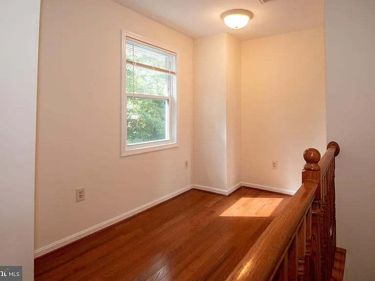 6733 Gouthier Rd — Photo 11