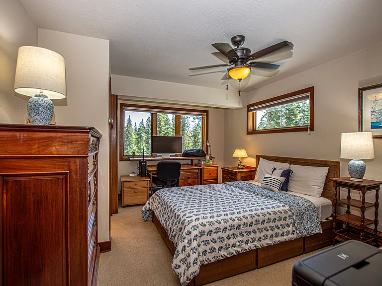 725 Balsam Ln — Photo 34