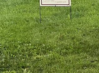 707 Frontenac Dr, Cahokia, IL 62206