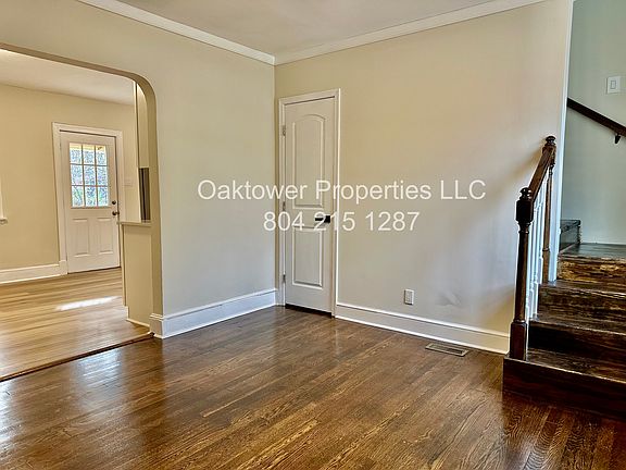 3rd image of 6339 Glenway Dr