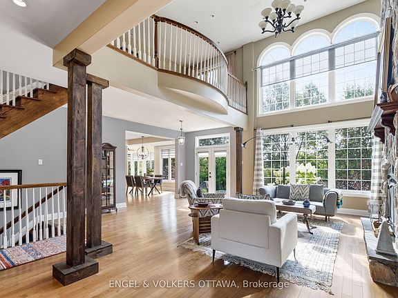 2nd image of 6622 Blossom Trail Dr
