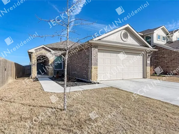 105 Kleberg Ct, Georgetown, TX 78626