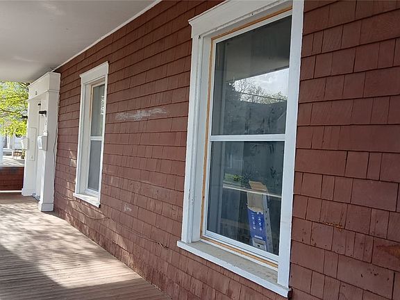 4th image of 126 E Cassilly St