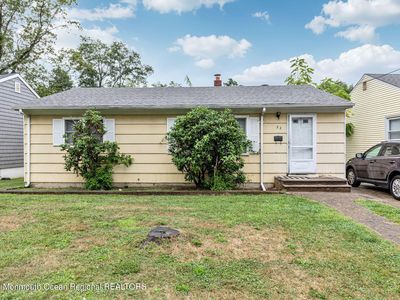 22 Lake Avenue, Eatontown, NJ, 07724