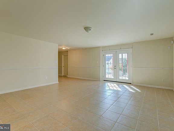 4th image of 9505 Whiteheart Dr