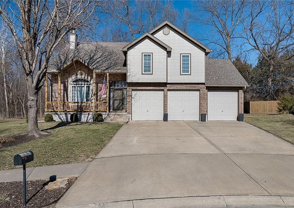 1st image of 18209 Rollins Dr