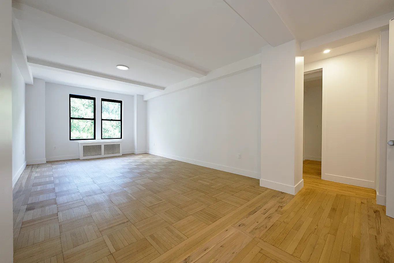 467 Central Park West — Photo 2