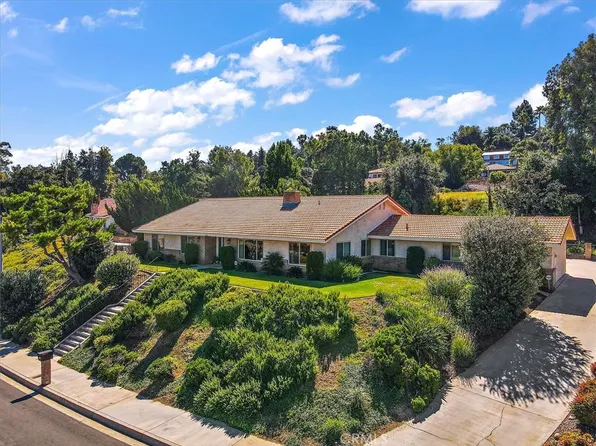 1531 Edgehill Ln, Redlands, CA 92373