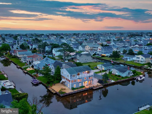 163 Petherton Dr, Bethany Beach, DE 19930