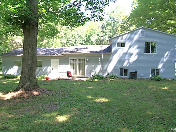 2nd image of 12403 Willard Rd