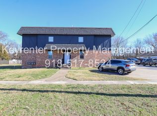 S Maple St Apartments, Sapulpa, OK 74066