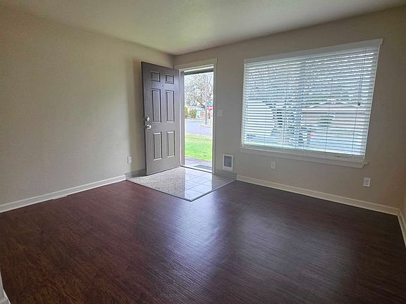5th image of 12001-12009 S C St #318