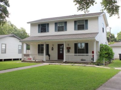 2405 4th St, Bay City, TX, 77414